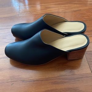 Nisolo Black All Day Heeled Mule W9 NWOB